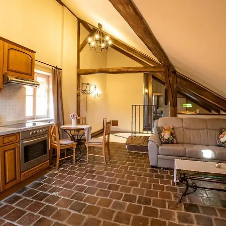 펜지온 탈레루브 둠 게스트하우스 체스키크룸로프
