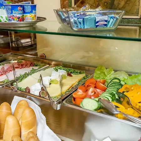 ゲストハウス ペンション タラールーフ ドゥーム チェスキー クルムロフ