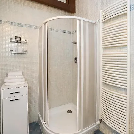 ペンション タラールーフ ドゥーム ゲストハウス チェスキー クルムロフ