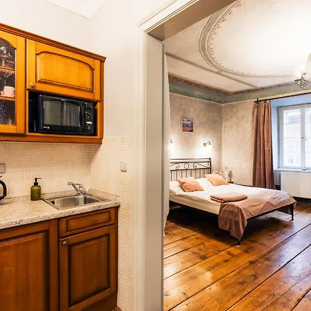 ペンション タラールーフ ドゥーム