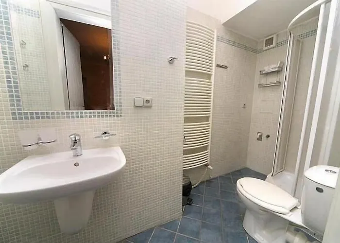 Thalleruv Dum Guest house 3*